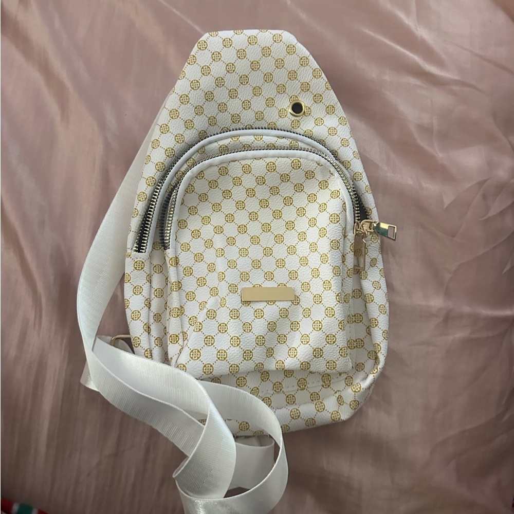 Chest bag